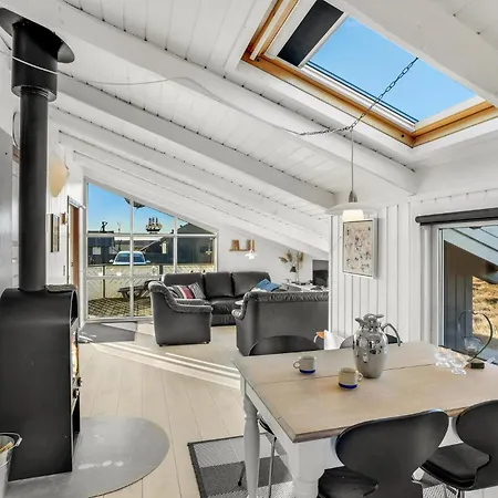 In Hvide Sande With Wifi Semesterbostad *