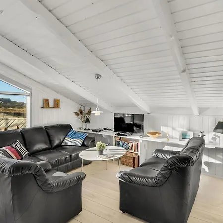 Schönes Haus In Hvide Sande Mit Wlan Bjerregård